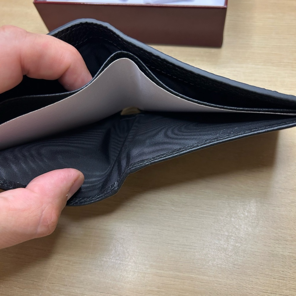 Gucci Black Leather Wallet - Picture 6 of 9